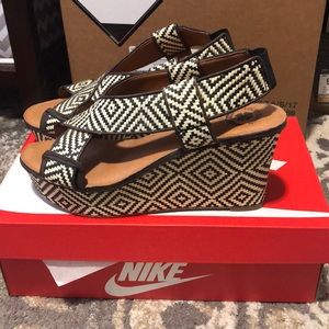 Lucky brand wedge. Size 9.5